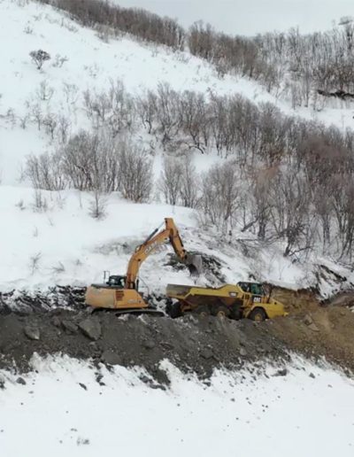 Mining phosphate